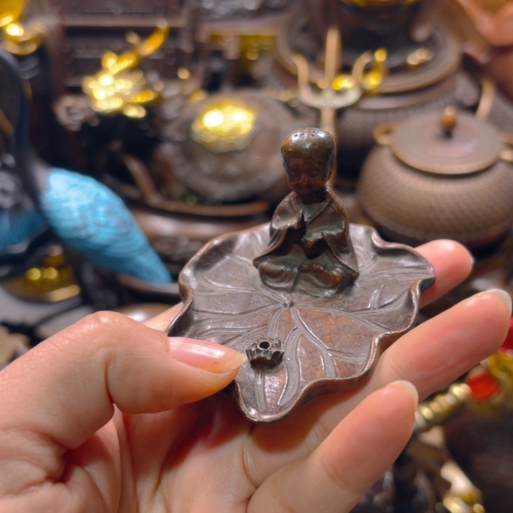 铜器摆件收收藏藏