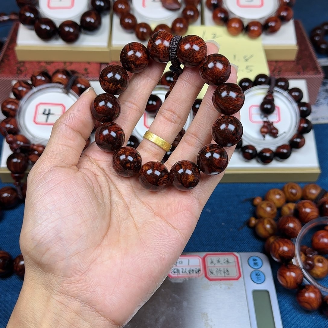 天***风花梨木类黄花梨1.8