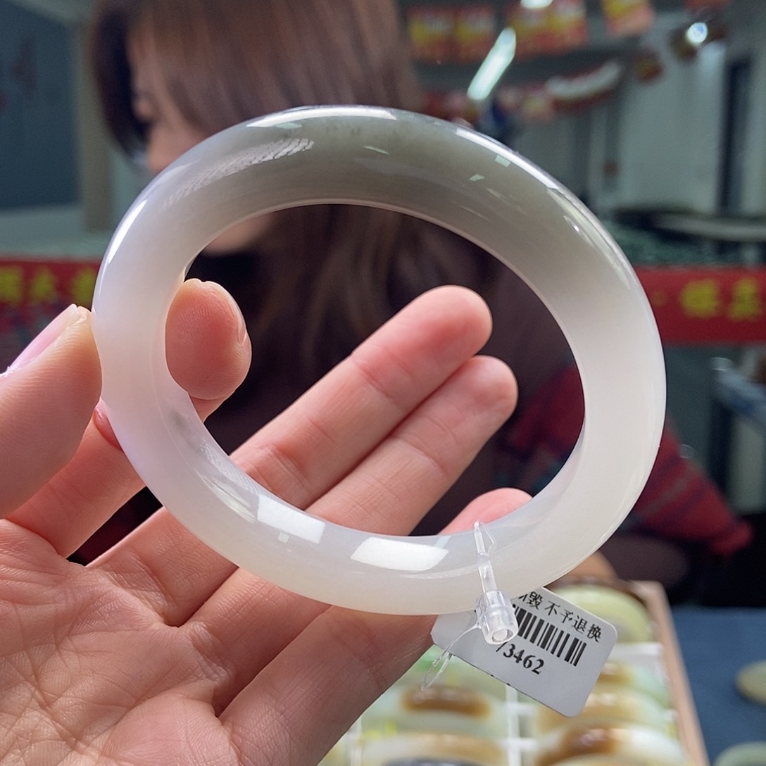 和田玉手镯未镶嵌56.0