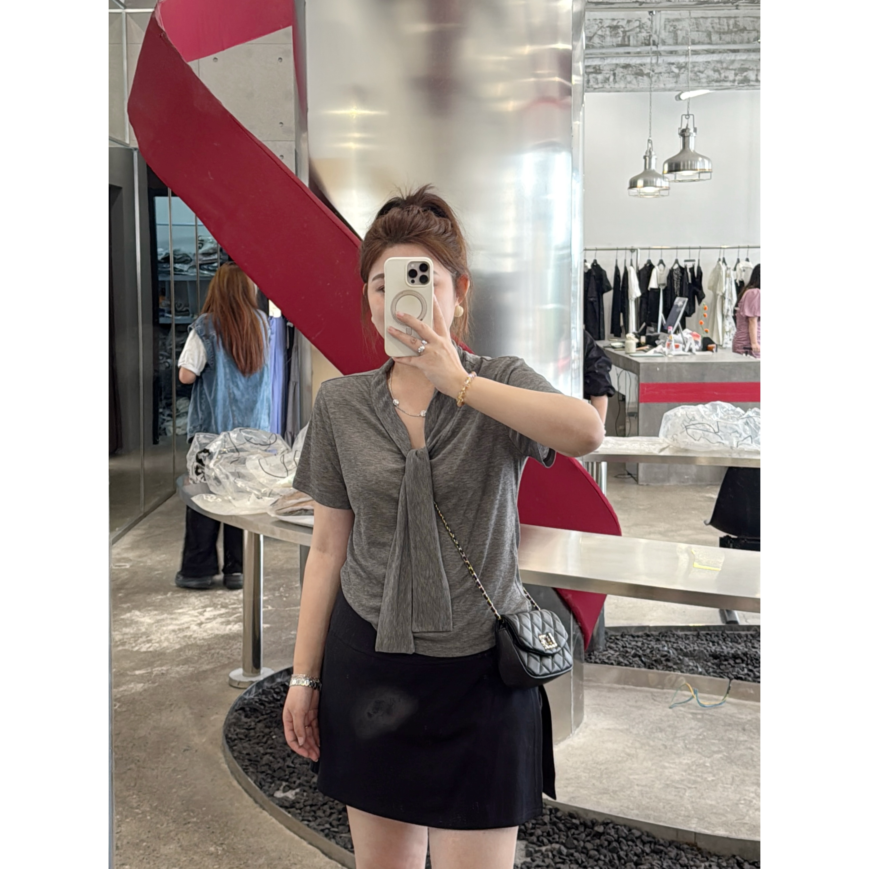 晶咕佳佳【失约温柔】带披肩造型感短袖上衣显瘦气质短款时尚设计