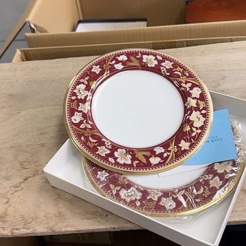 瓷器。瓷器。瓷器。  
