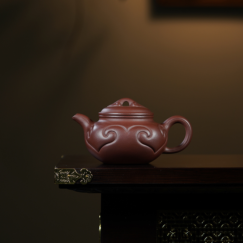 宜兴紫砂仿古如意茶壶