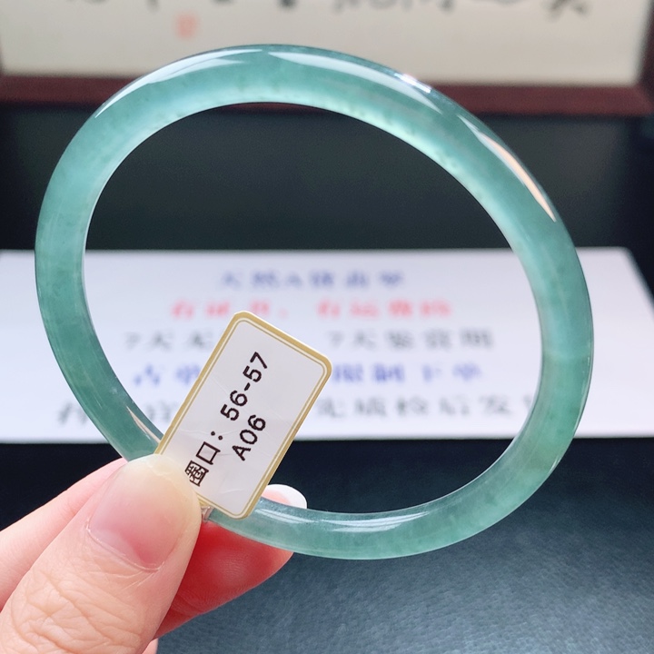 翡翠未镶嵌手镯翡翠手镯34