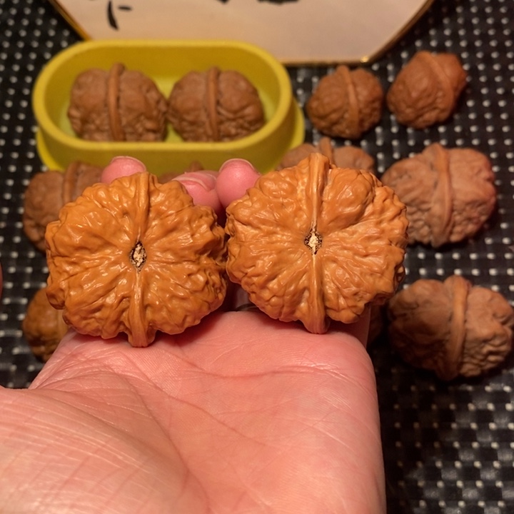 用***7文玩核桃把件八腿肌肉蛙