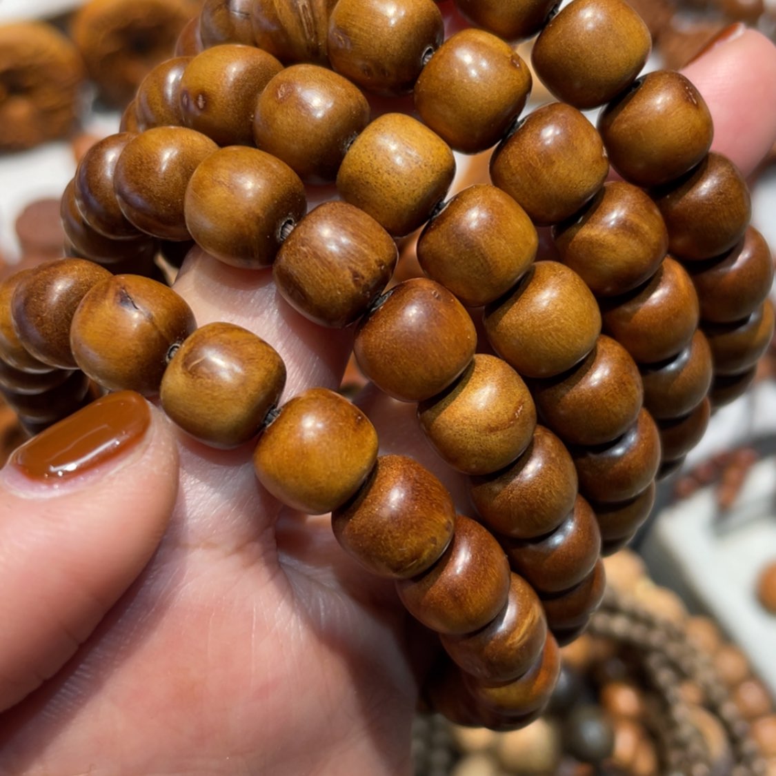 【闪购商品】檀香木手串/手链9×10大瑕疵珠子奶香