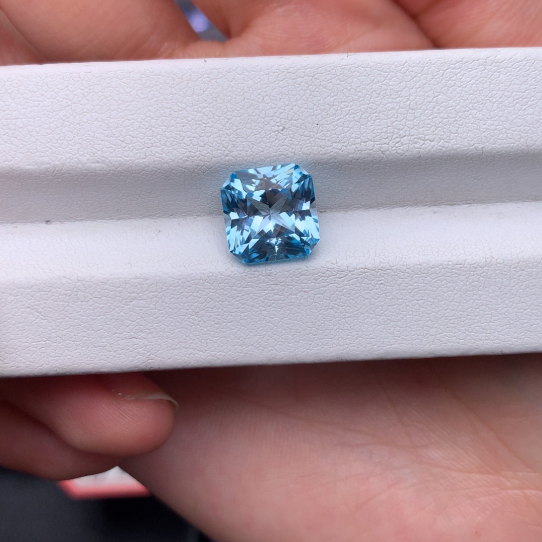 托帕石裸石6.22ct