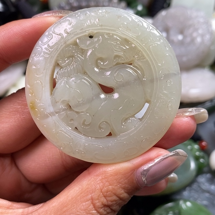 和田玉颈饰未镶嵌