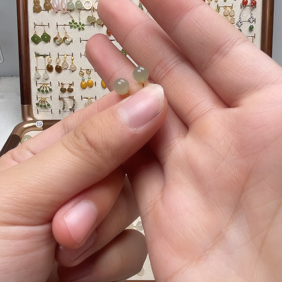 银S925镶嵌和田玉耳坠