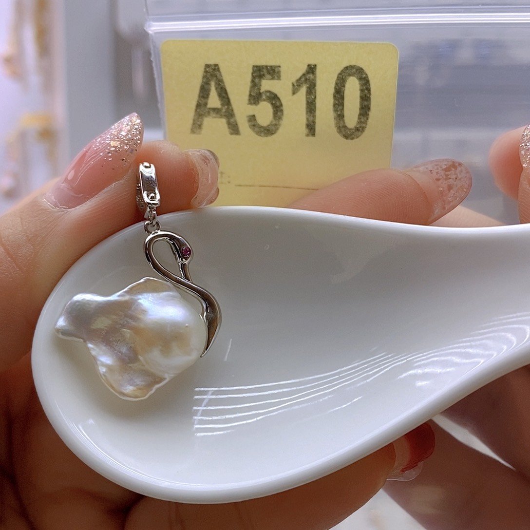 淡水珍珠颈饰未镶嵌