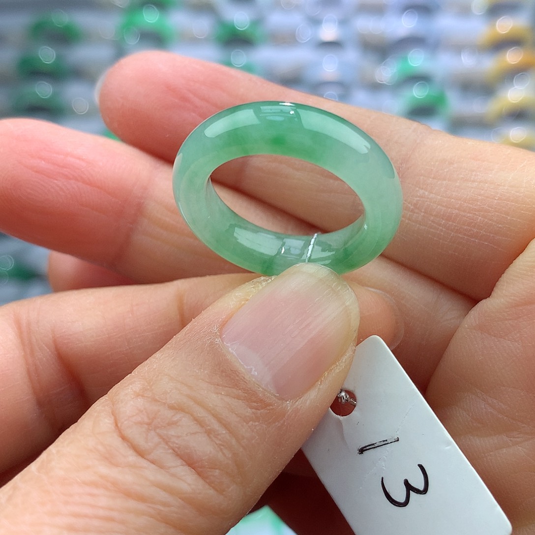 翡翠戒指未镶嵌13号