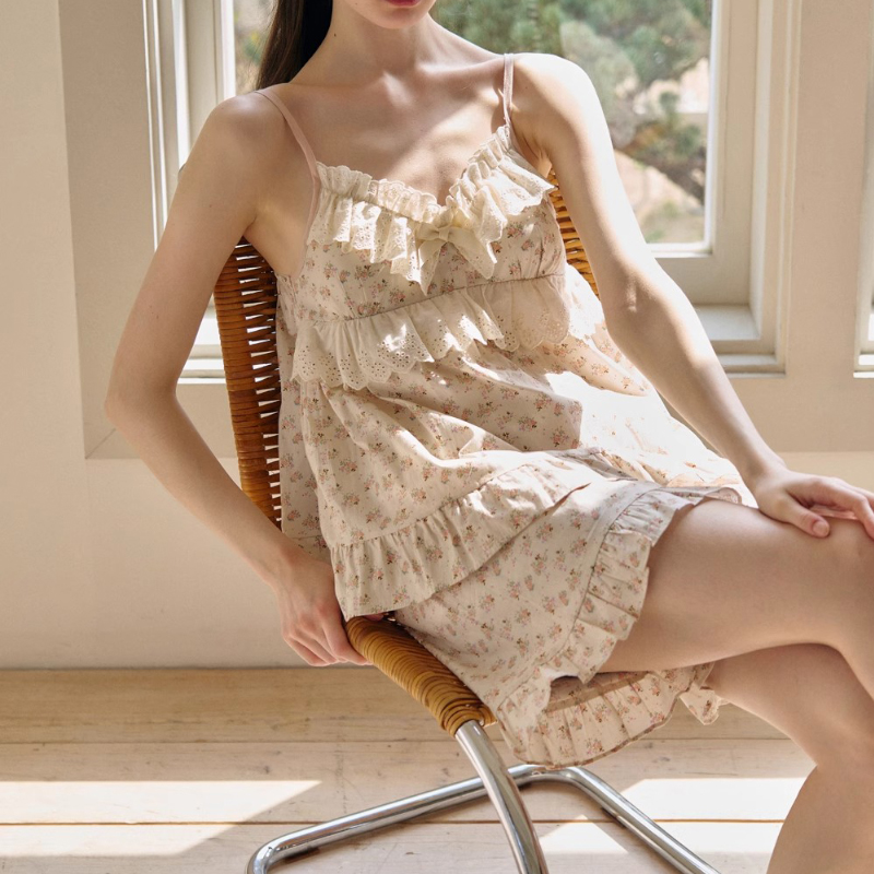 睡衣女夏季新款韩版性感甜美田园风花卉宽松吊带胸垫家居服套装