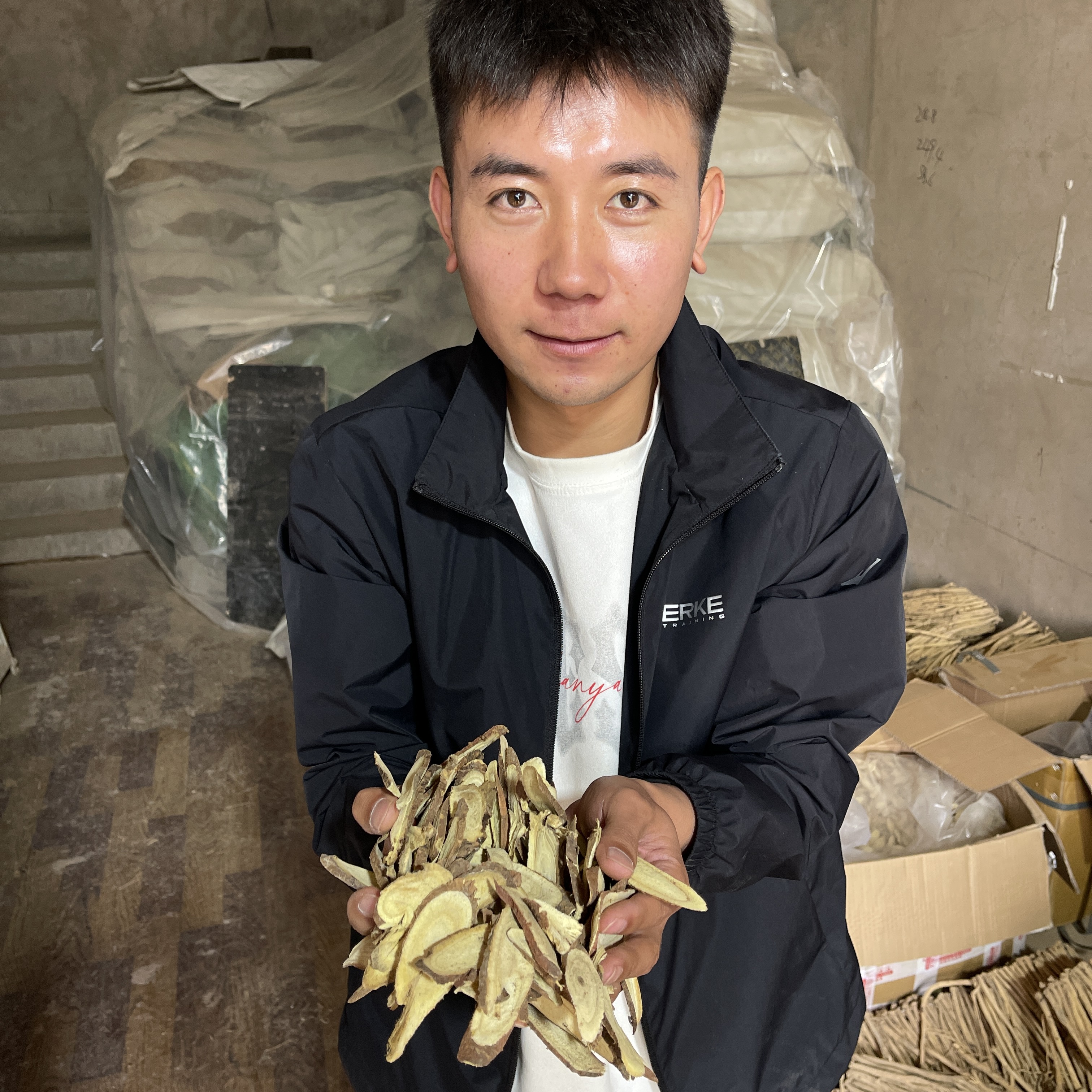 甘肃常搏士优选甘肃定西高海拔纯手工无硫10年甘草片党参产地直销