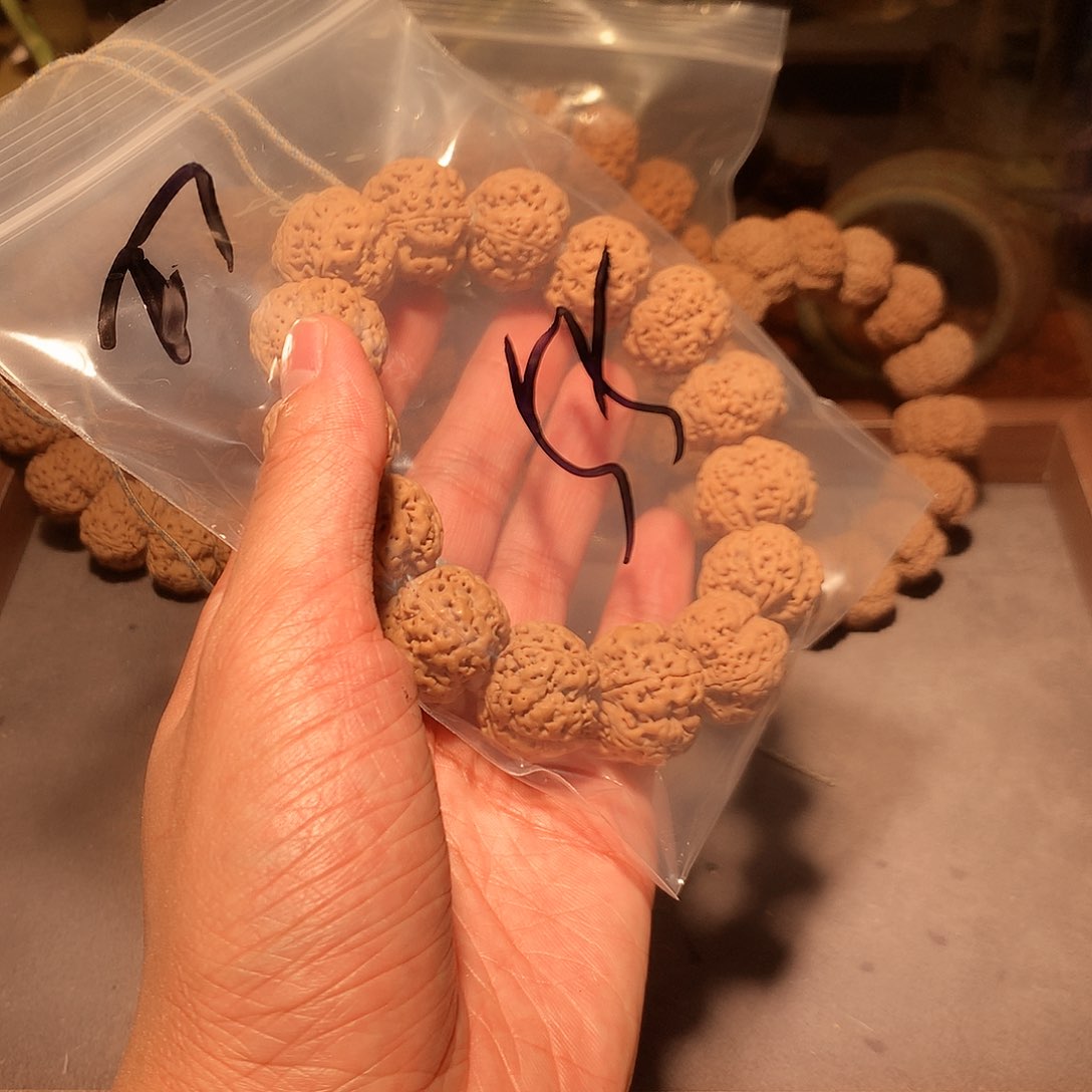 金刚菩提手串︶****︶27。   