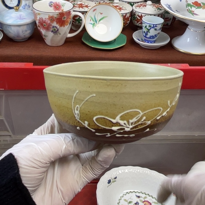 陶他家瓷器真美…开播了