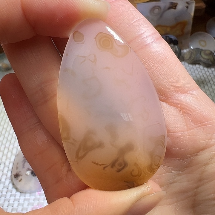 玛瑙/玉髓未镶嵌颈饰