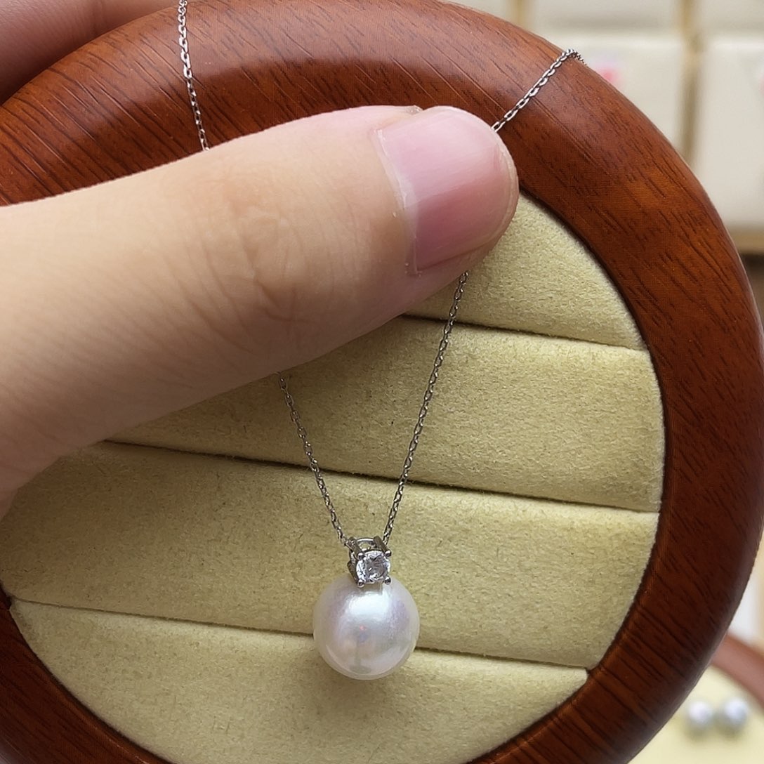 淡水珍珠银S925镶嵌吊坠(赠链)戴妃吊坠