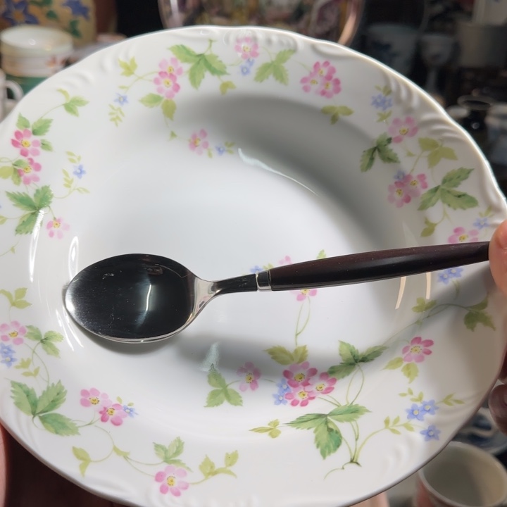 满18米包邮，默认微瑕谨慎参拍，不退不换