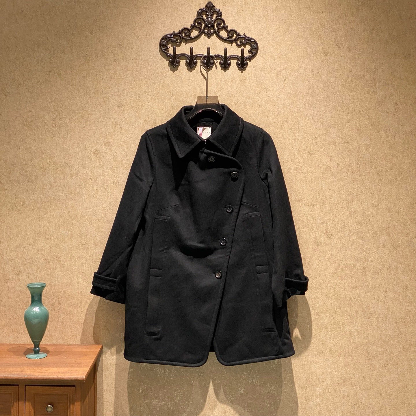 99新 Celine/思琳 Celine 黑色羊毛大衣/44码/99新/38085