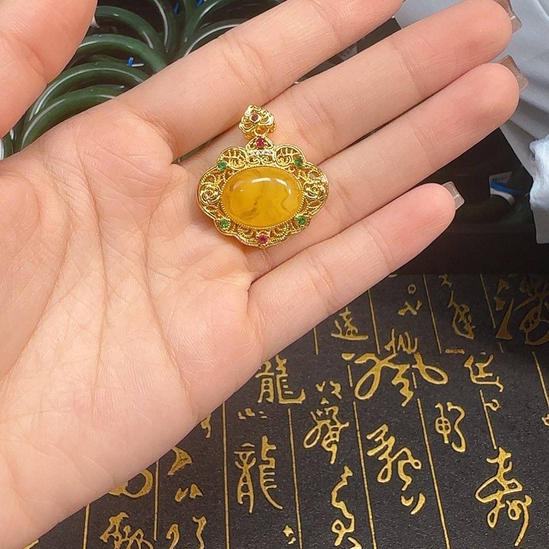 琥珀未镶嵌颈饰琥珀连心锁