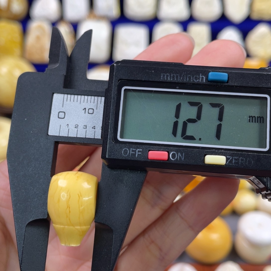 蜜蜡裸石未镶嵌琥珀蜜蜡三通