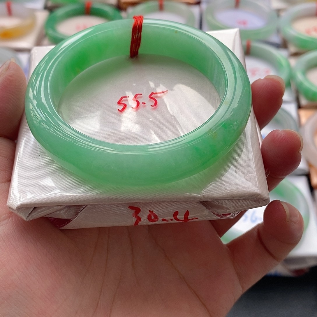 未镶嵌手镯翡翠10号
