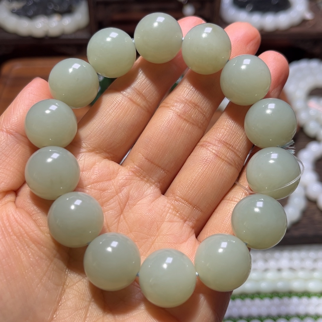 和田玉未镶嵌手链