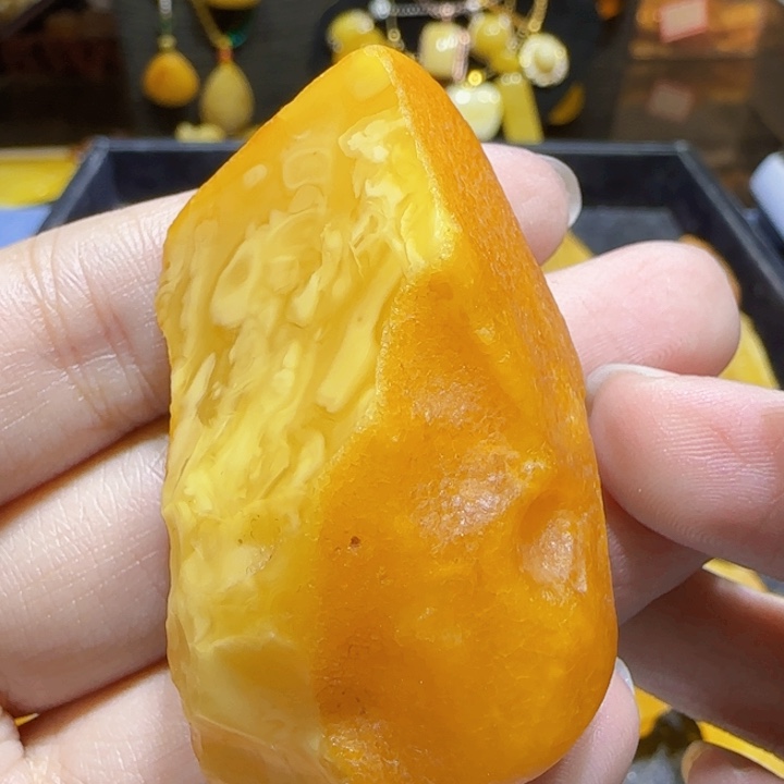 定制琥珀未镶嵌蜜蜡