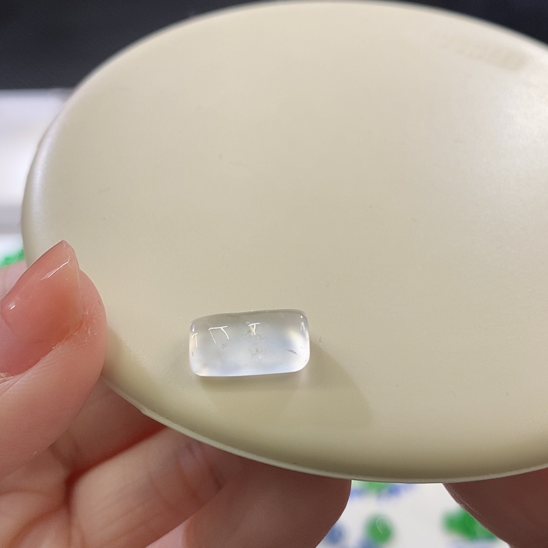 翡翠未镶嵌挂件随行