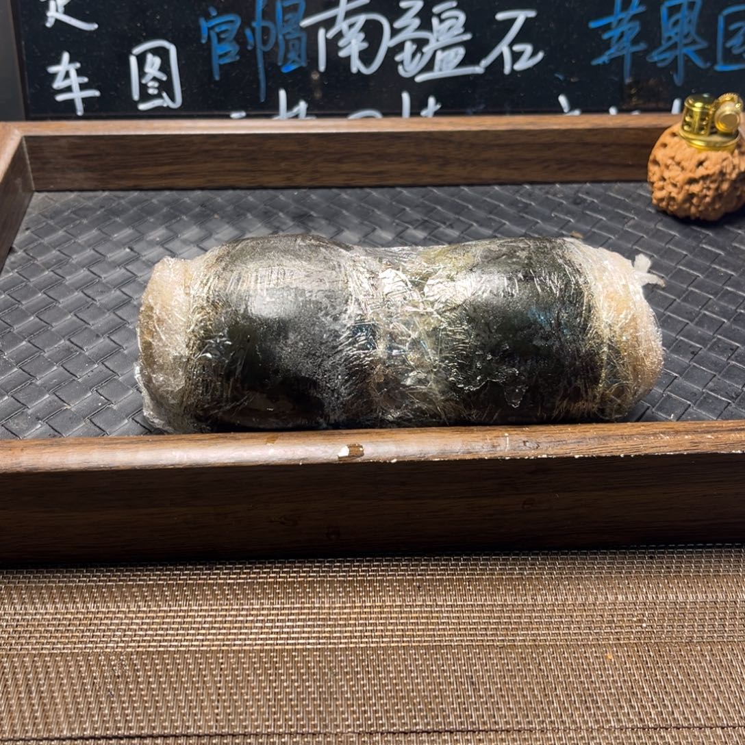 文玩核桃吊坠8宫灯