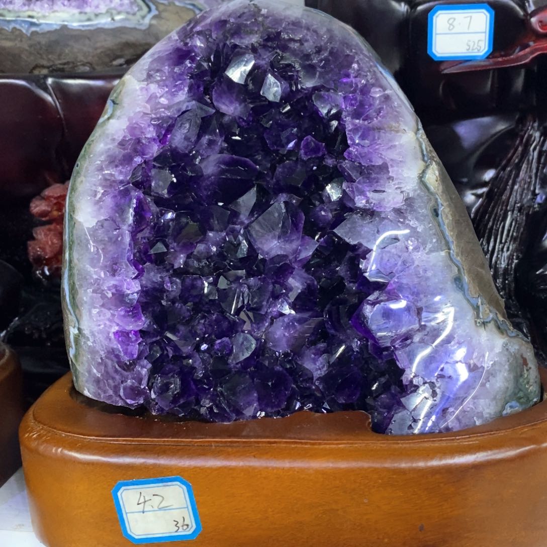 紫晶摆件未镶嵌莹