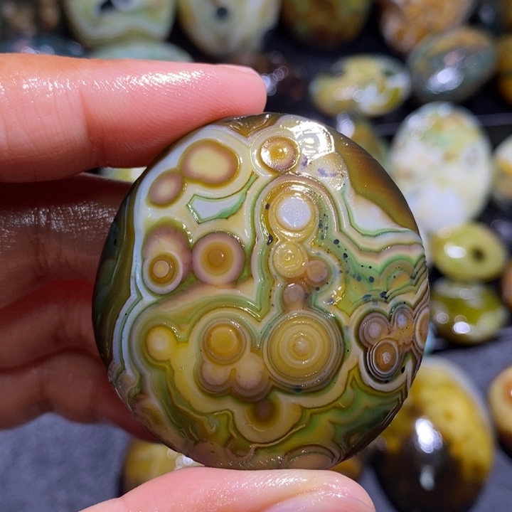 未镶嵌玛瑙/玉髓珠宝奇石