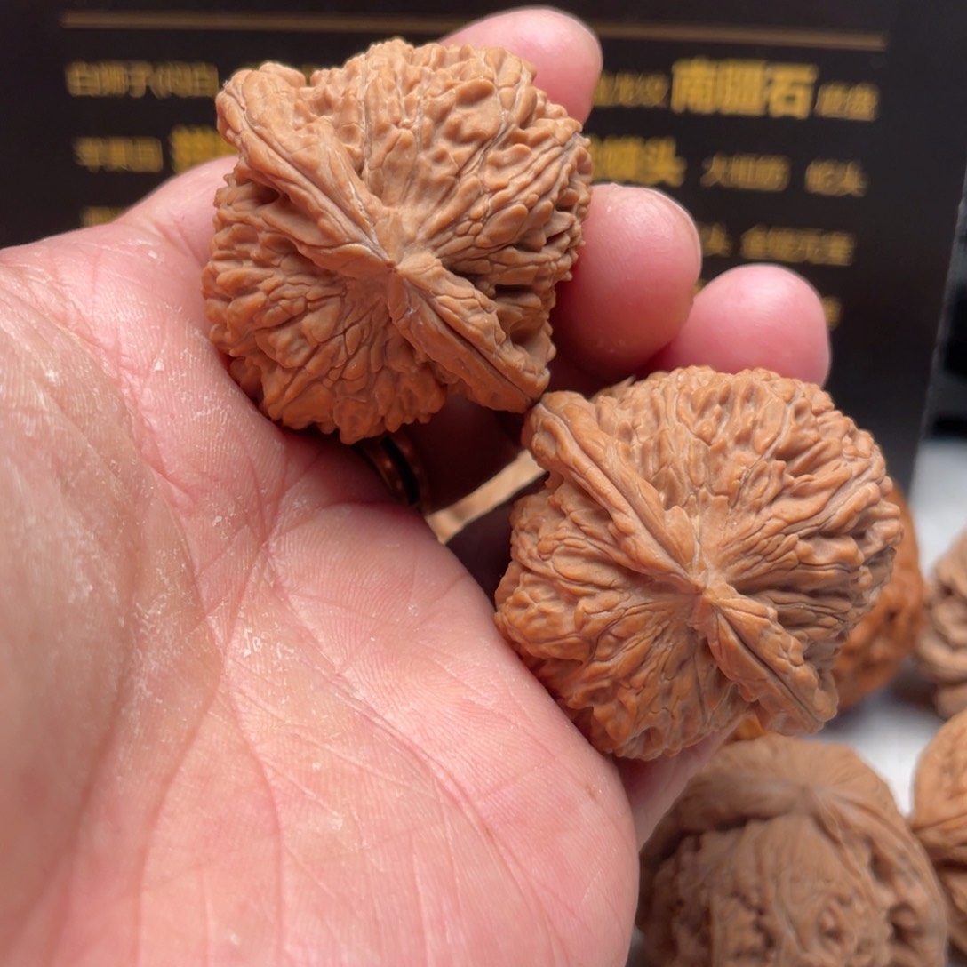 文玩核桃把件41尺全品闷白