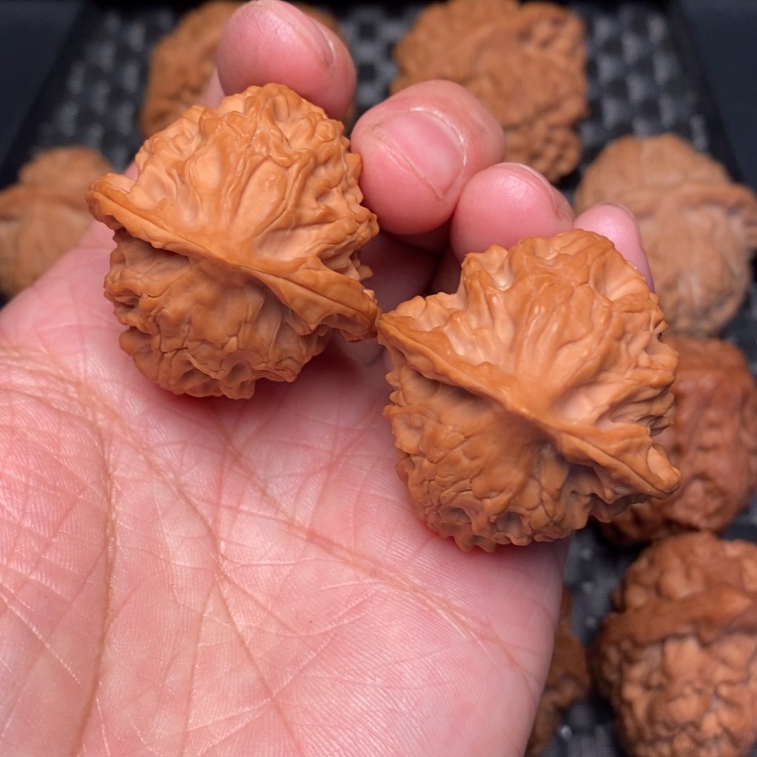 文玩核桃吊坠御玲珑