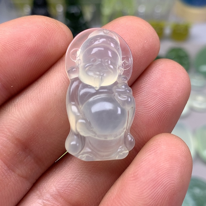 蛇纹石玉挂坠未镶嵌