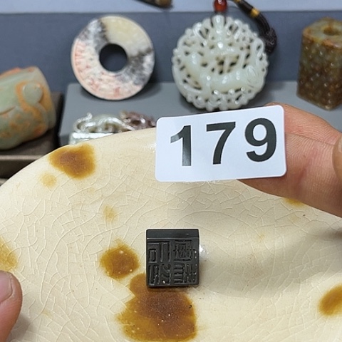 瓷片瓷器制作过程是根据不同