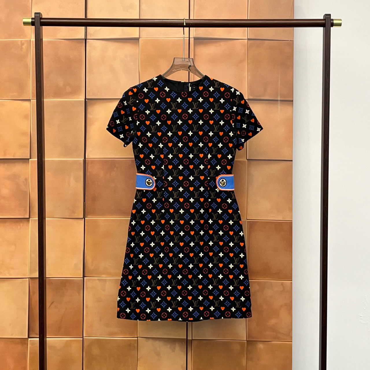 99新  Louis Vuitton 爆款爱心老花满印连衣裙/34码/99新/29506