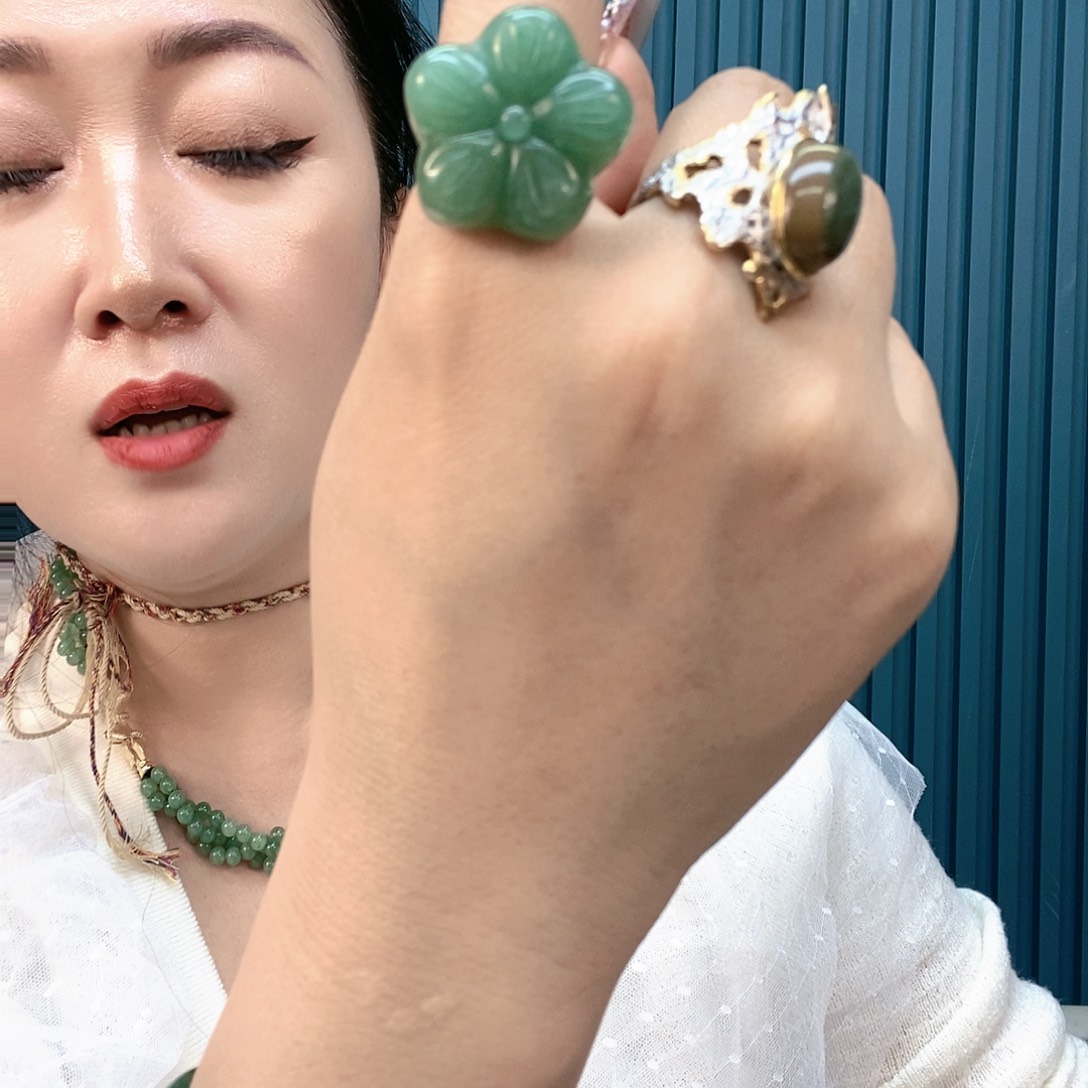 石英质玉手镯合金