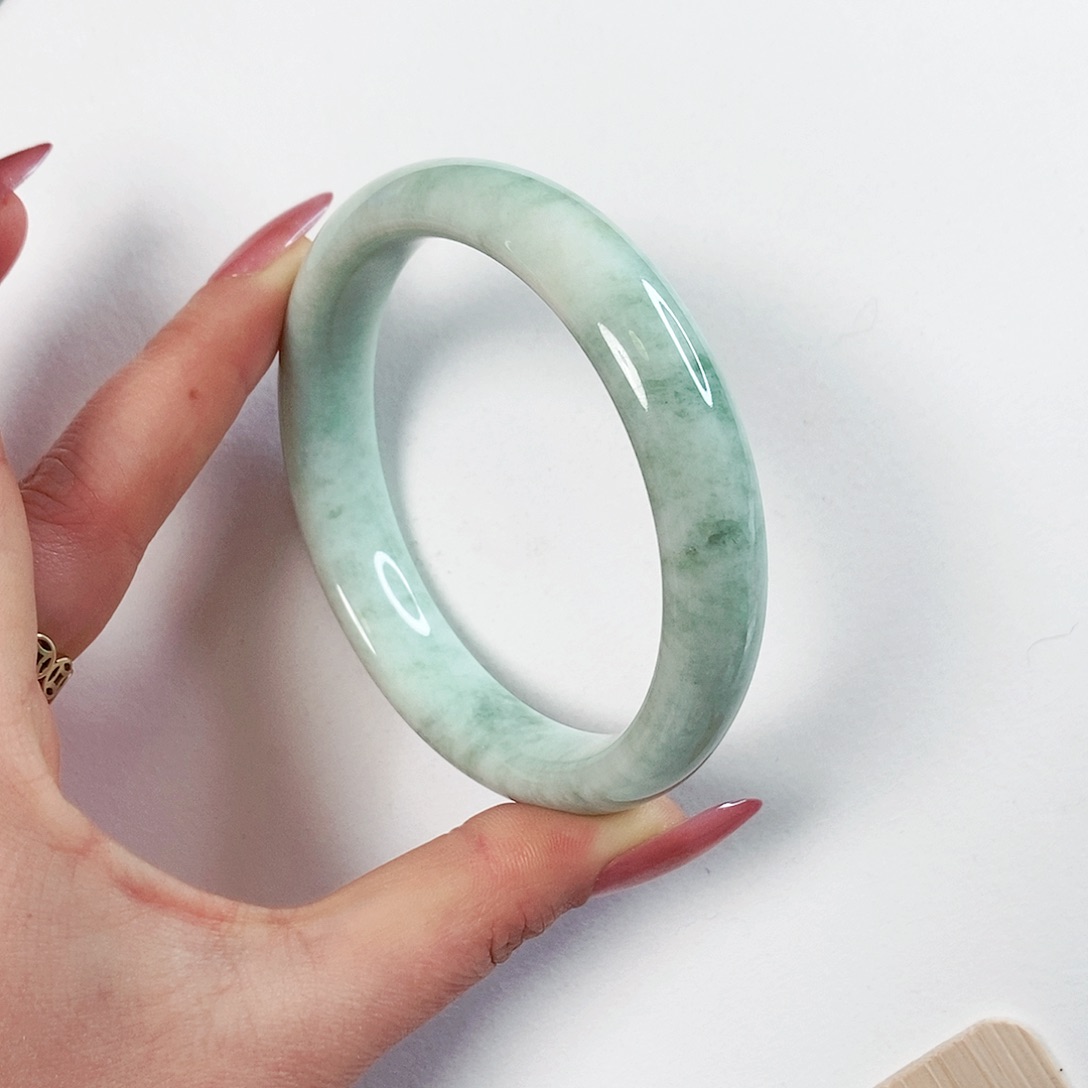 蓝田玉（蛇纹石化大理石玉）手镯未镶嵌