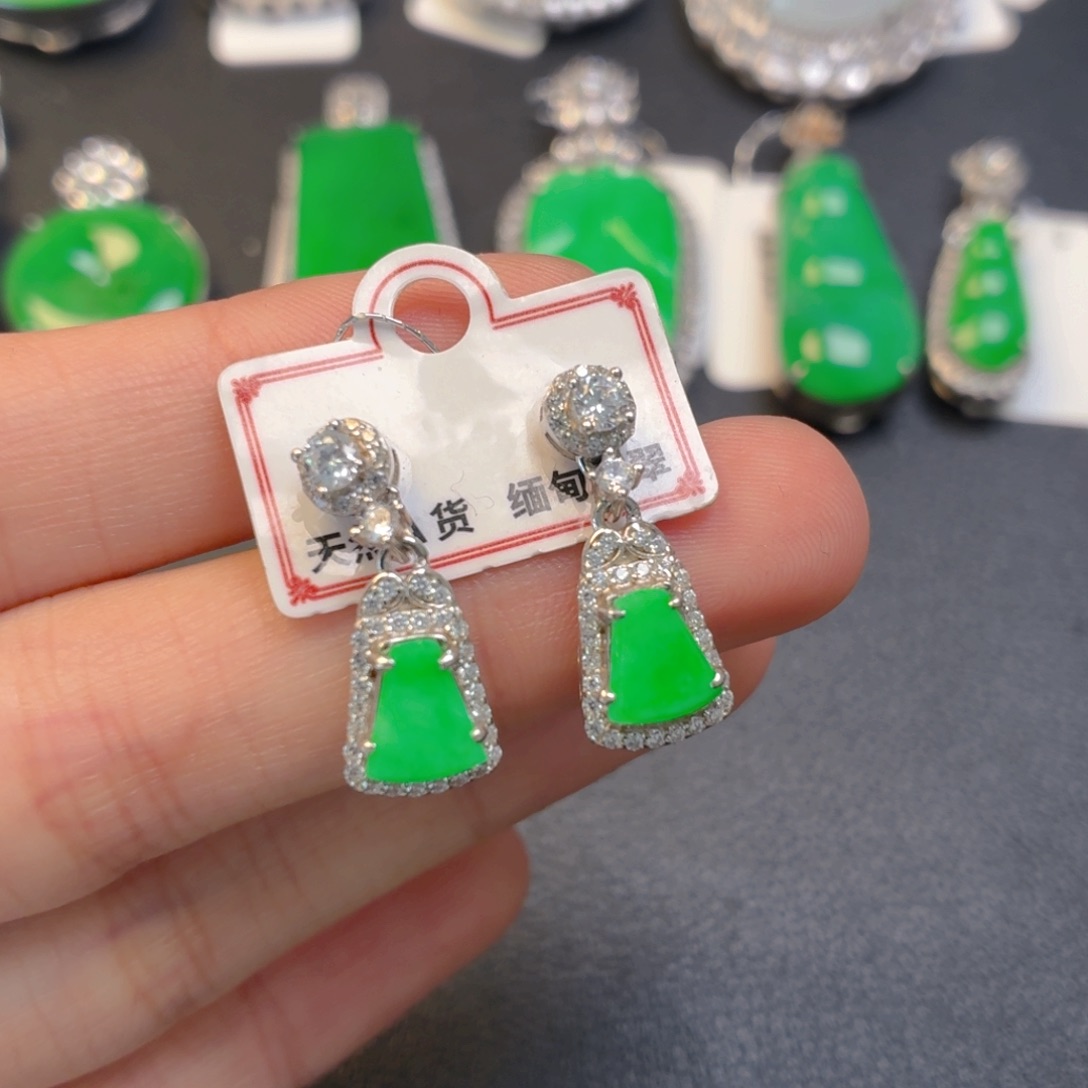 翡翠银S925镶嵌颈饰