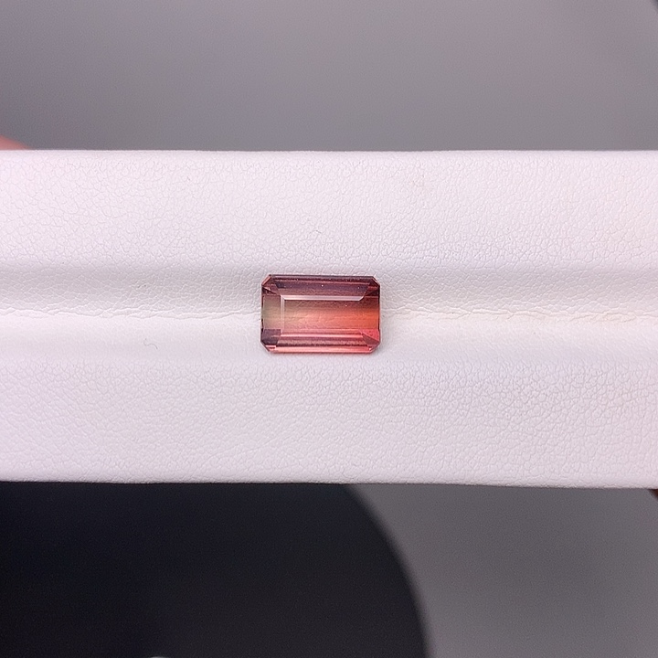 碧玺珠宝奇石未镶嵌西瓜碧玺4.19克拉未镶嵌