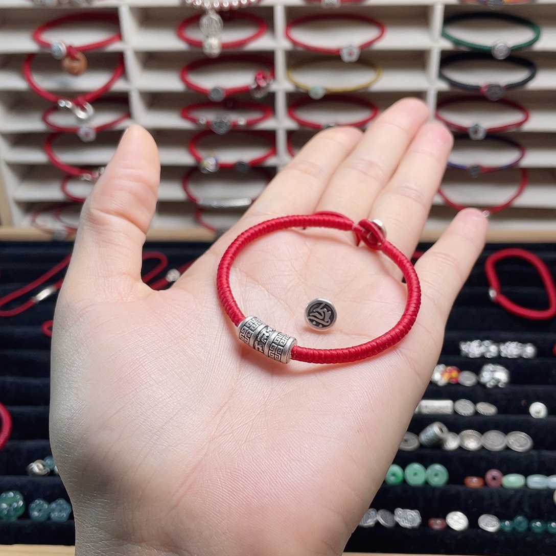 足银布艺红绳守护扣