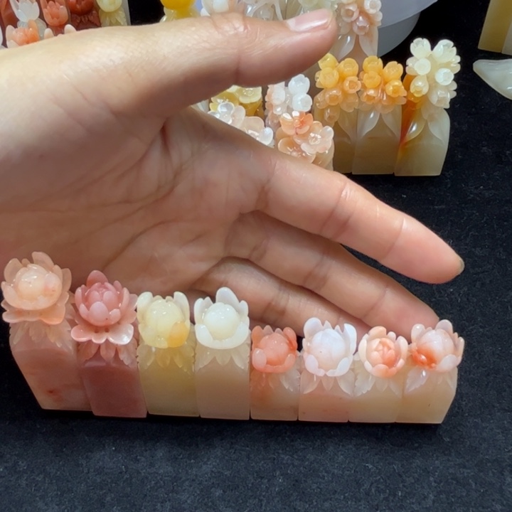 老挝石8朵牡丹花。。。。。