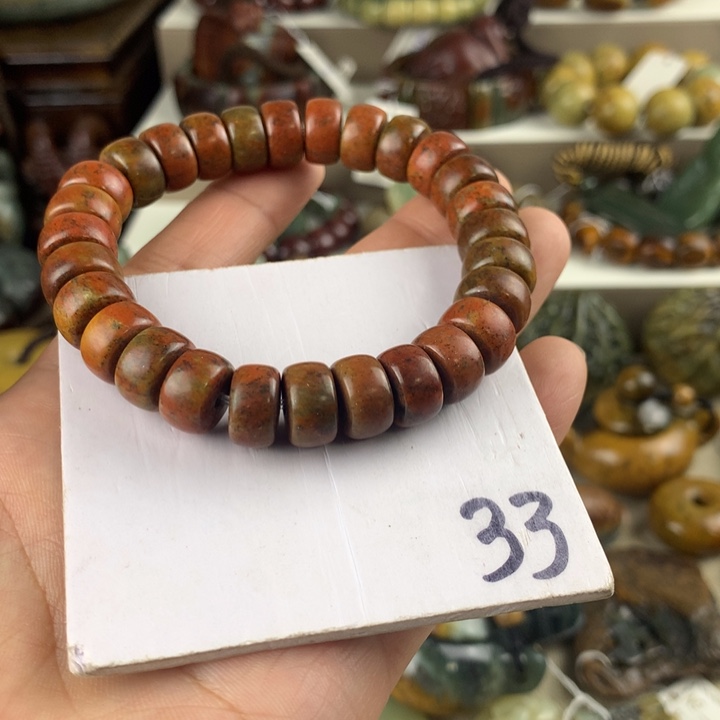 鹿***革岫岩河磨玉（透闪石质玉）未镶嵌珠宝奇石