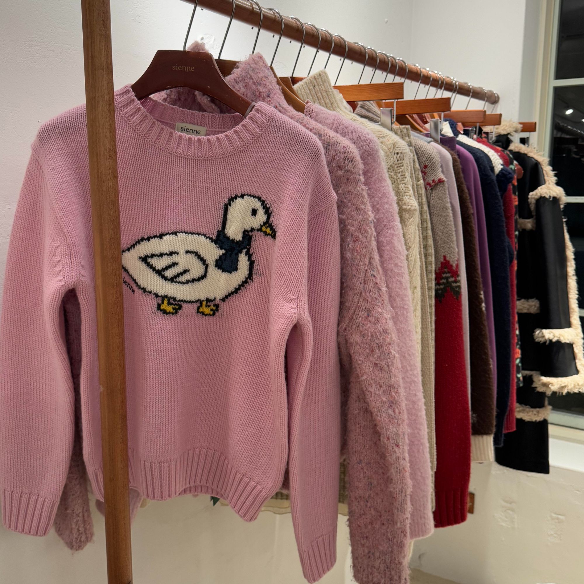  韩国设计师品牌可爱鸭毛衣 不可以7T