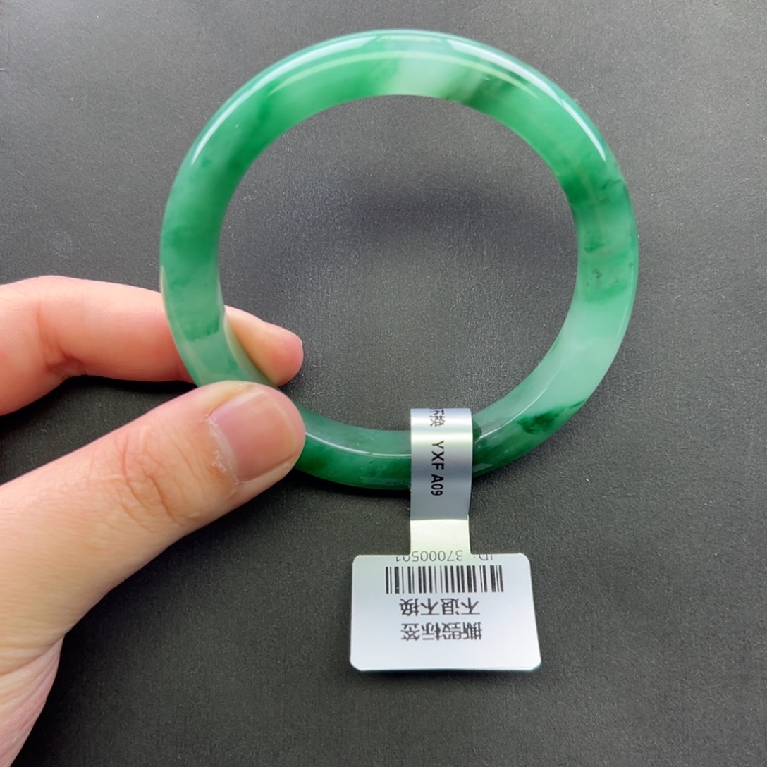 石英质玉未镶嵌手镯+57 会会