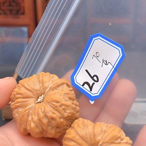 文玩核桃吊坠严**黑南瓜