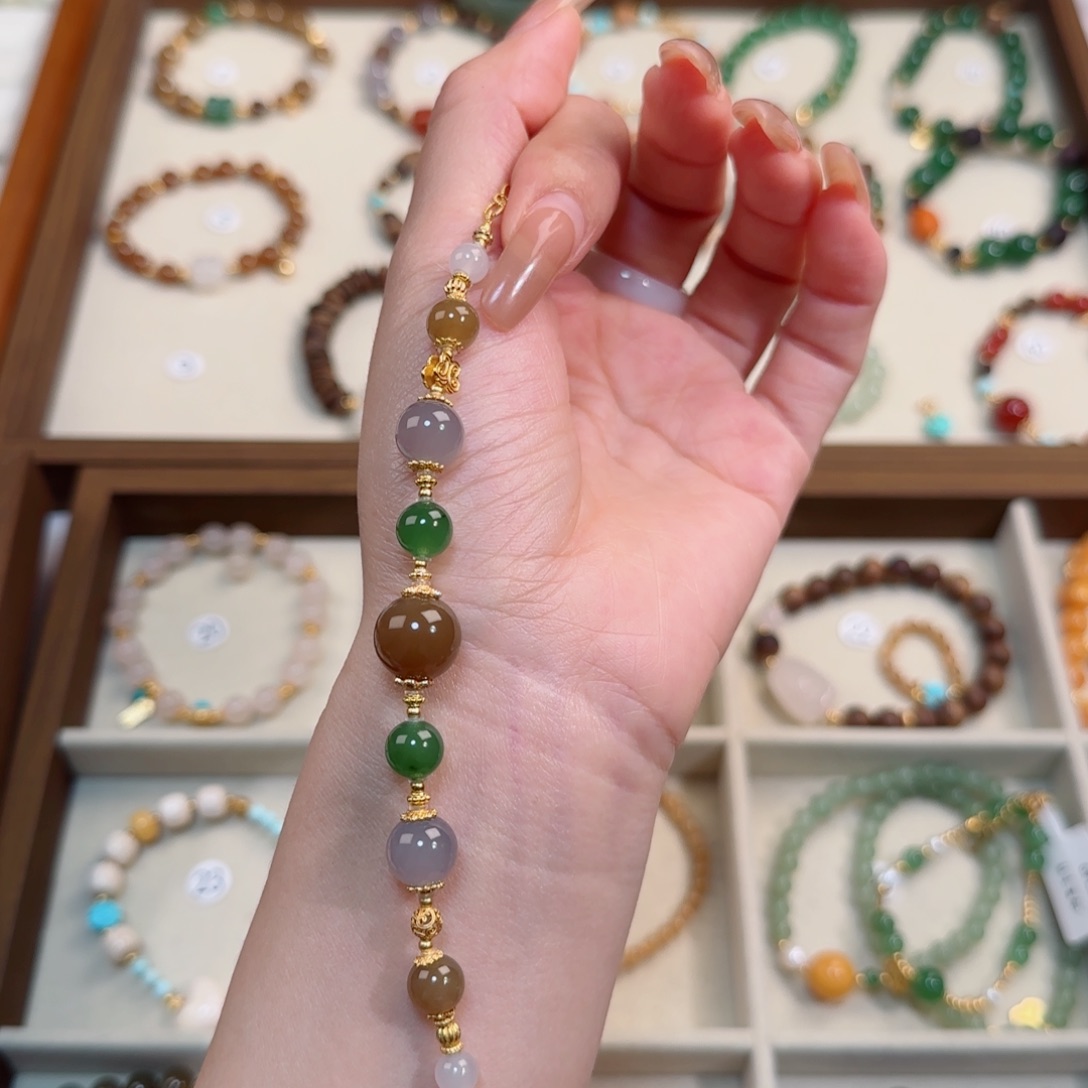 手链未镶嵌和田玉（糖玉）D****n