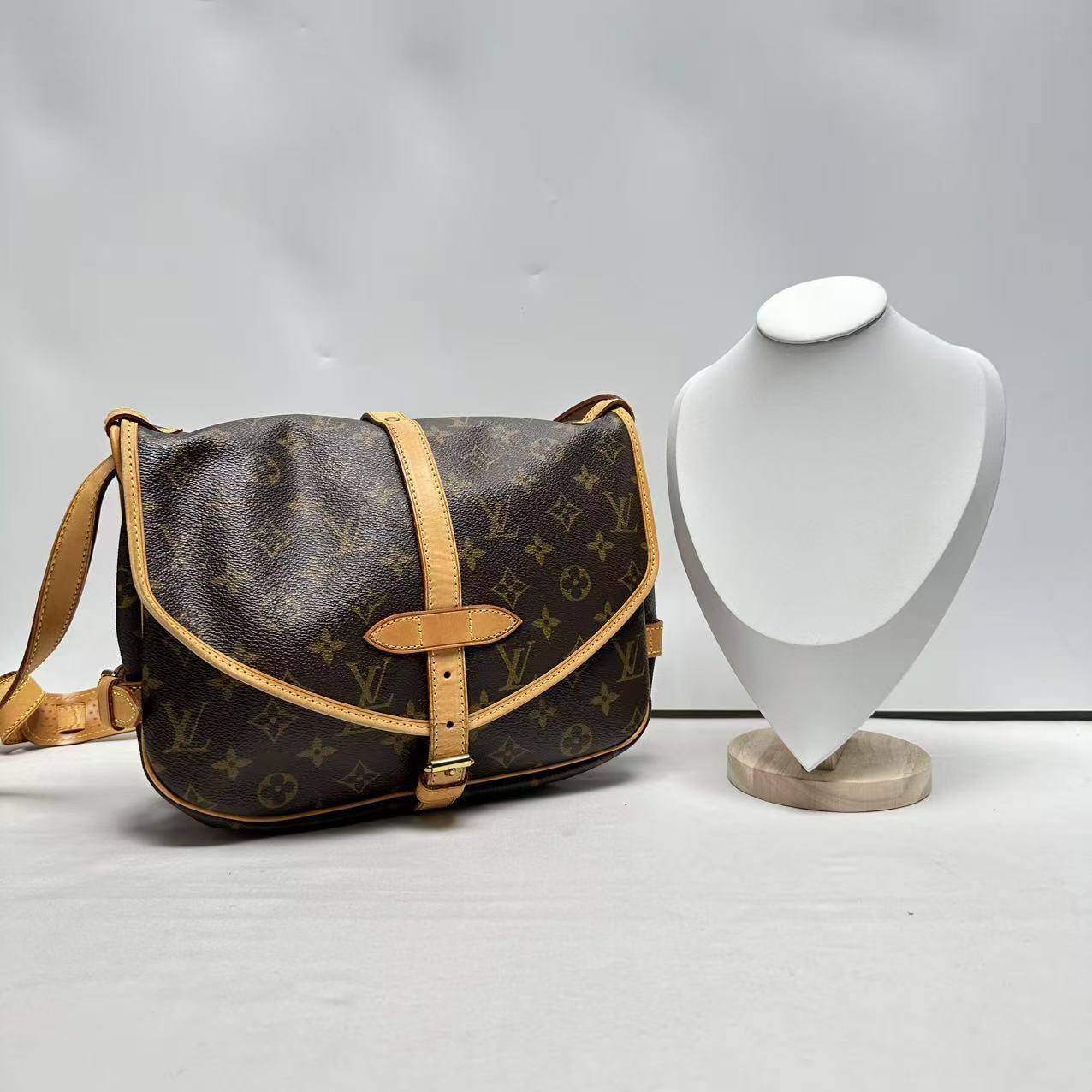 胖虎安安/路易威登/95新/公价0/箱包/斜挎包/31B2502250027