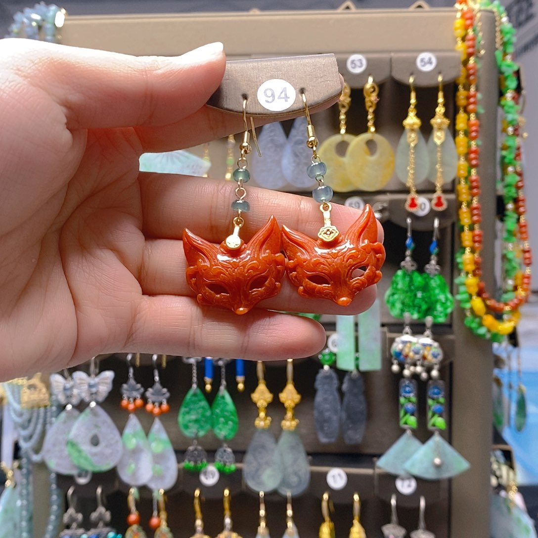 未镶嵌翡翠耳饰翡翠