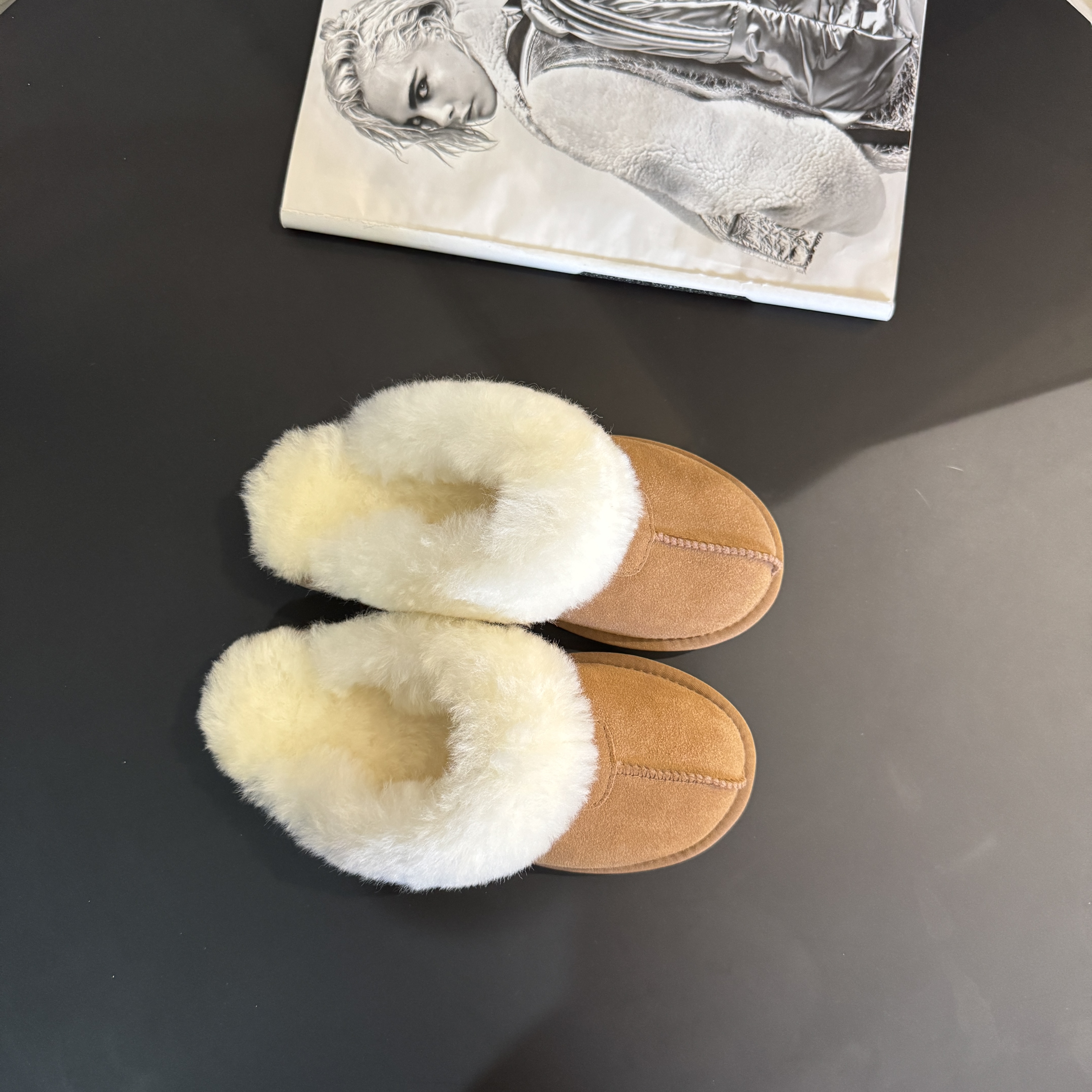 EM2025冬季加厚保暖毛毛鞋包头羊皮毛一体拖鞋时尚减龄少女感